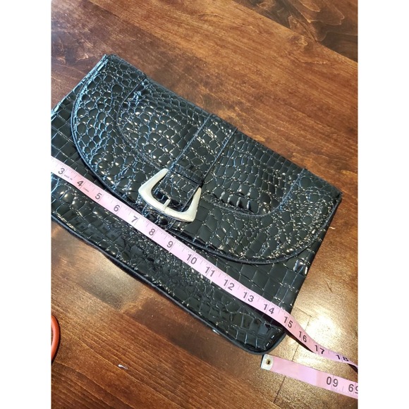 White House Black Market Black Croc Purse Clutch Handbag Silver Buckle Large - Picture 6 of 8